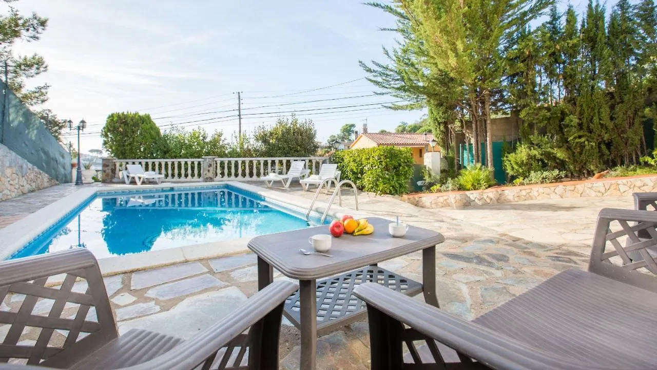 2Con - Lloret De Mar Villa